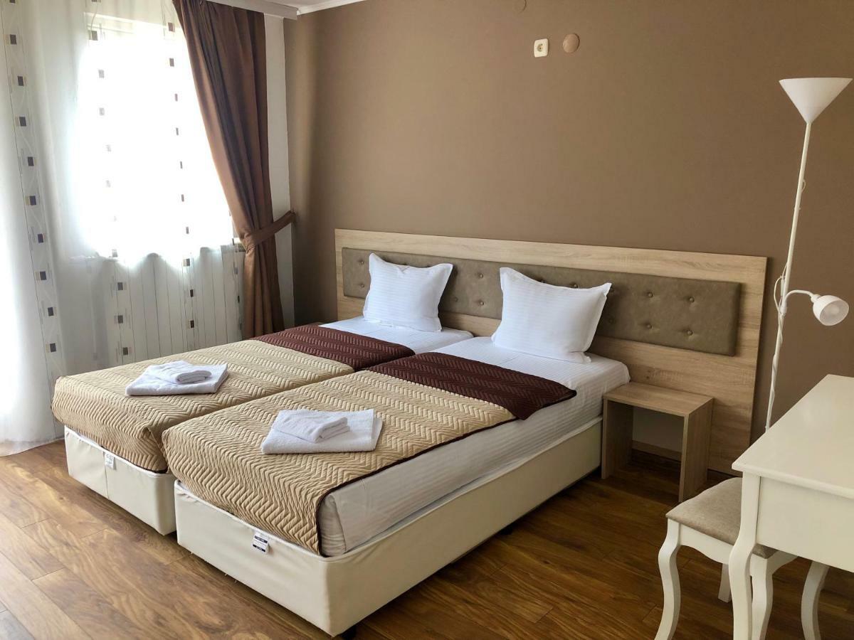 Family Hotel Ring & Thermal Kyustendil Exterior foto